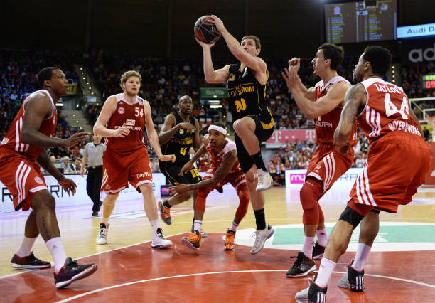 球队士气低 球队士气低